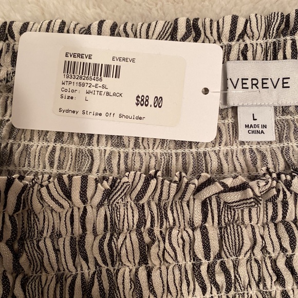 🆕 NWT Women’s Evereve Sydney Stripe Off Shoulder Top - Picture 3 of 9